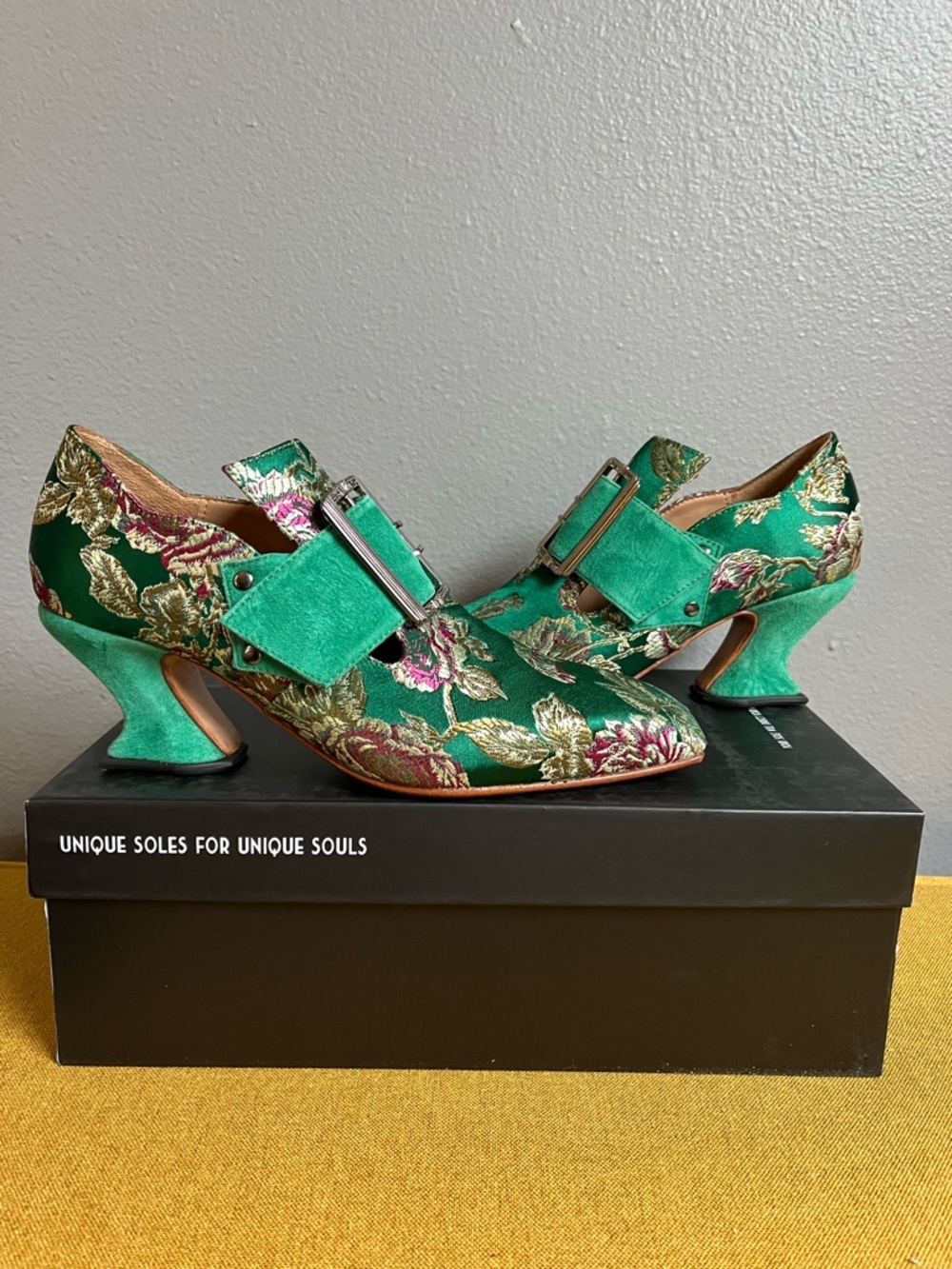 Fluevog Bishop Tapestry Floral Buckle Mid-Heel Women’s Shoes - Picture 3 of 11